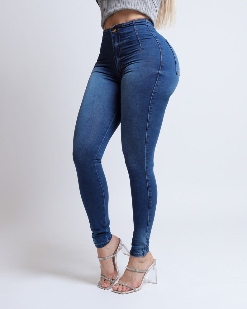 Skinny jeans corte colombiano azul claro