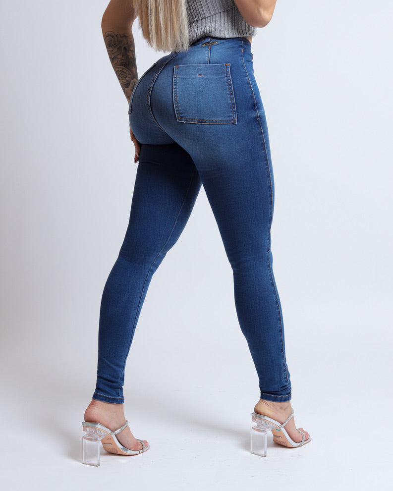 Skinny jeans corte colombiano azul claro