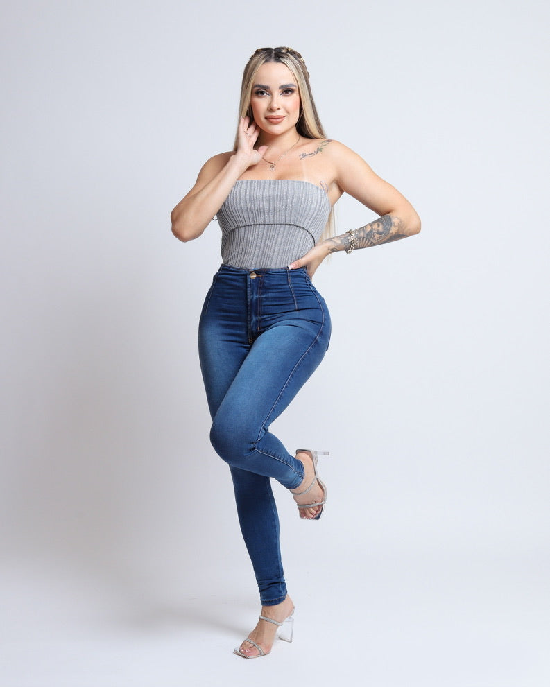 Skinny jeans corte colombiano azul claro