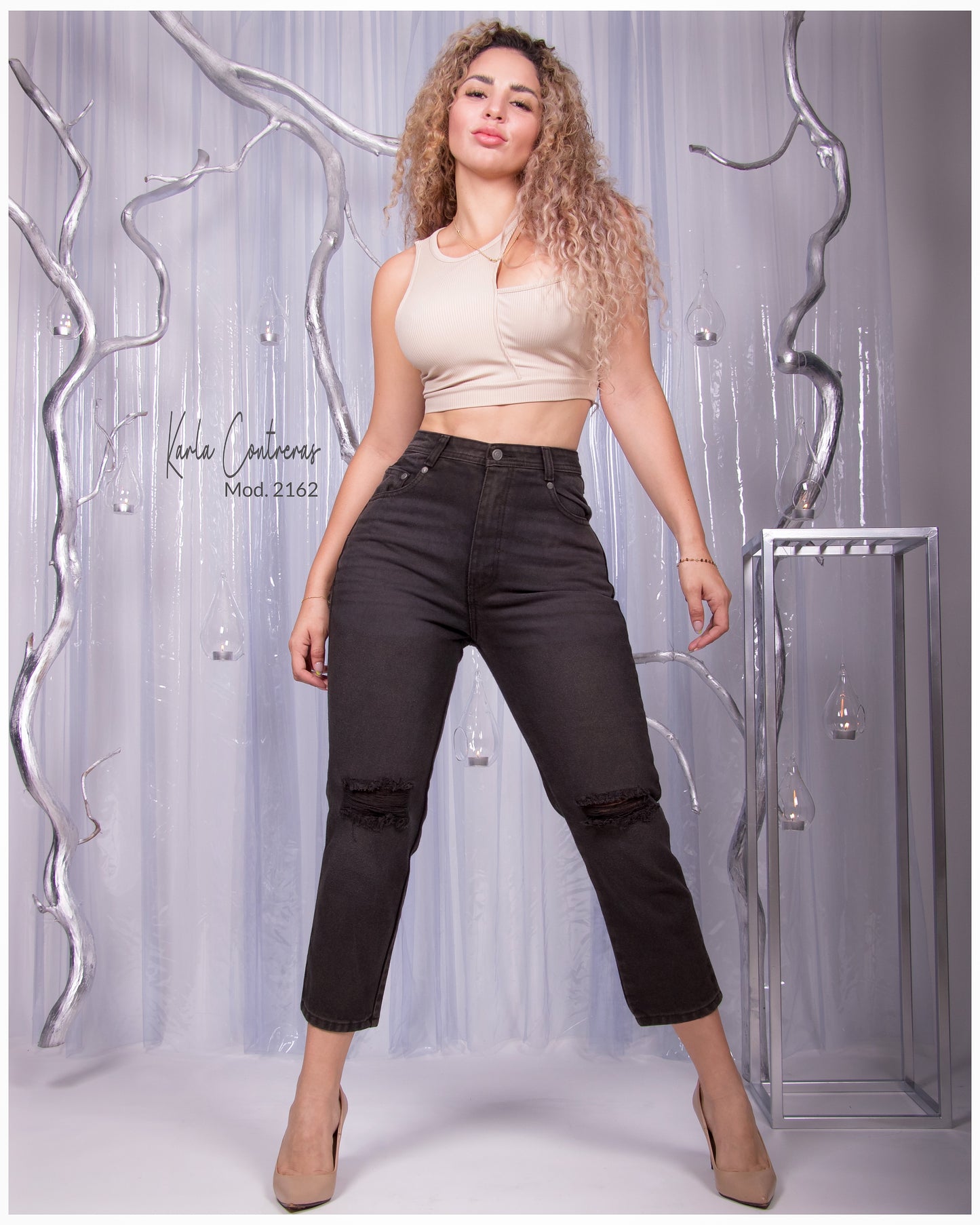 Jeans momfit, negro-cafe.