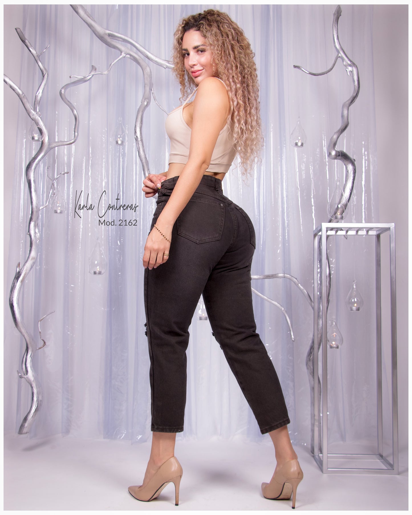 Jeans momfit, negro-cafe.