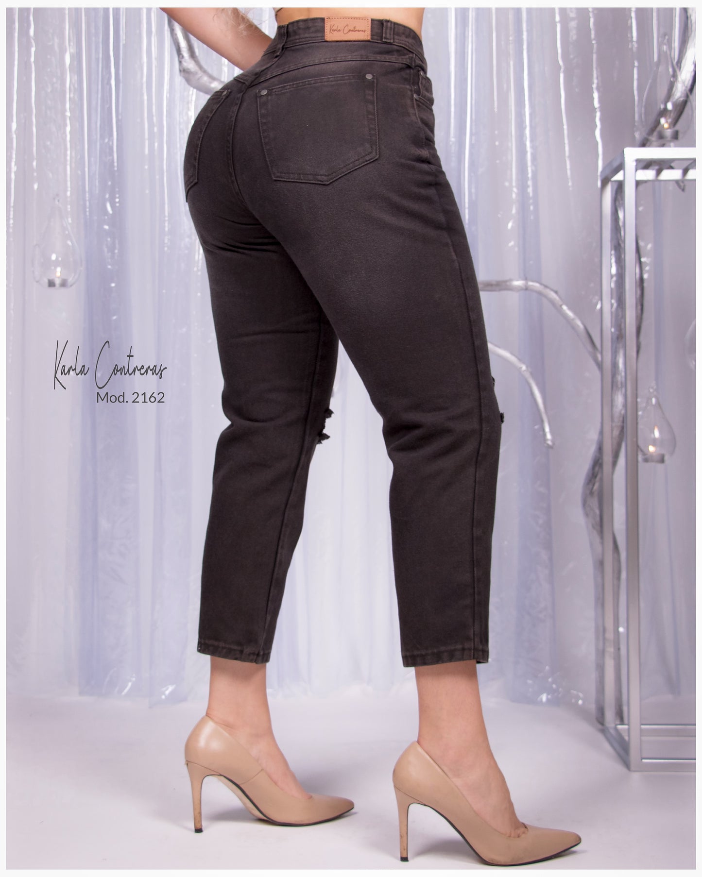 Jeans momfit, negro-cafe.