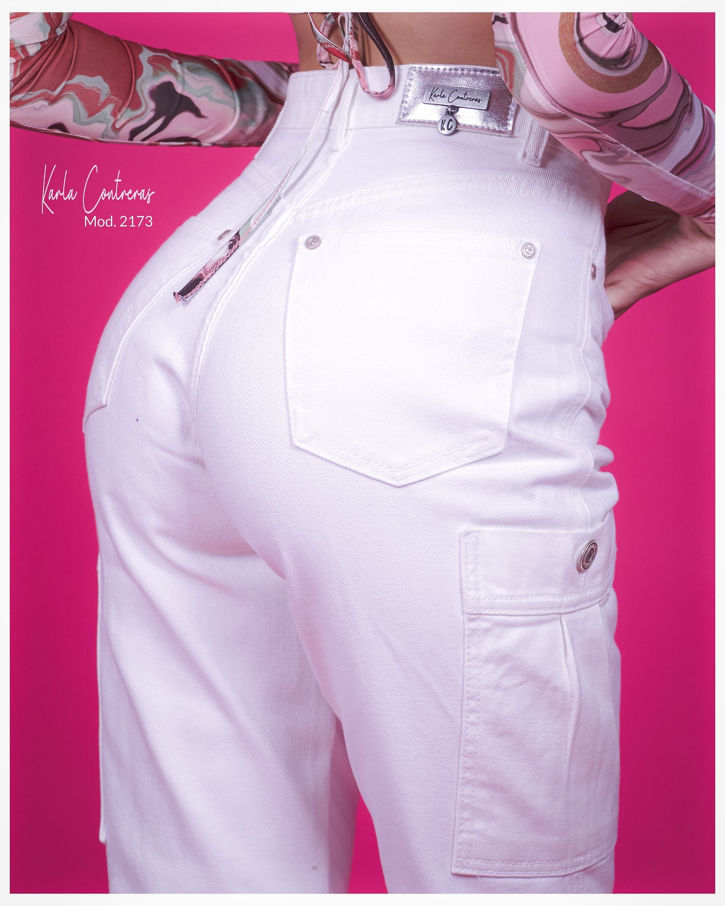 Jeans cargo, blanco. Momfit.