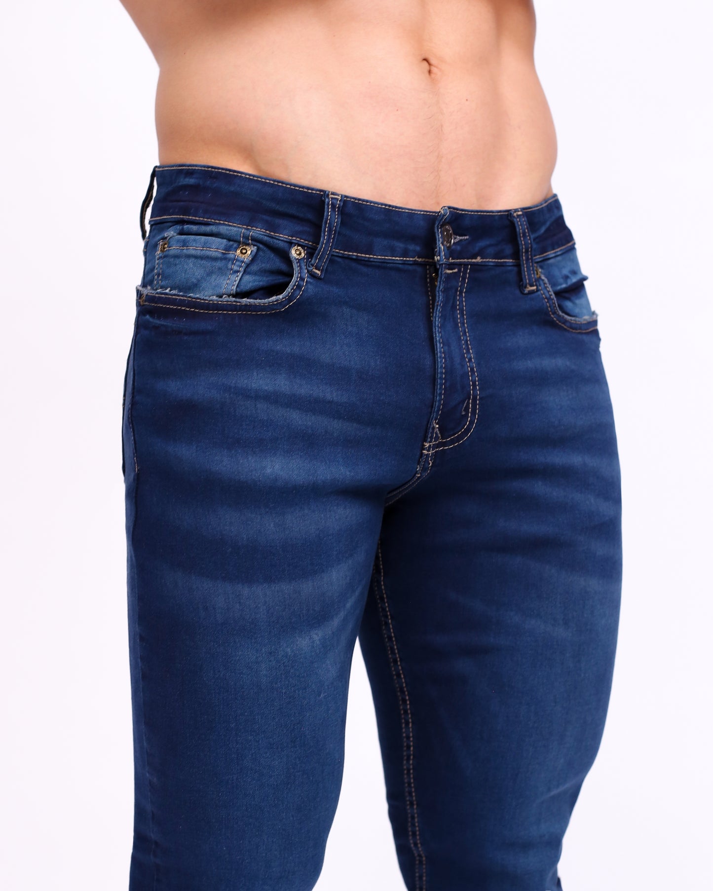 Jeans para caballero, corte Slim, 1 botón.