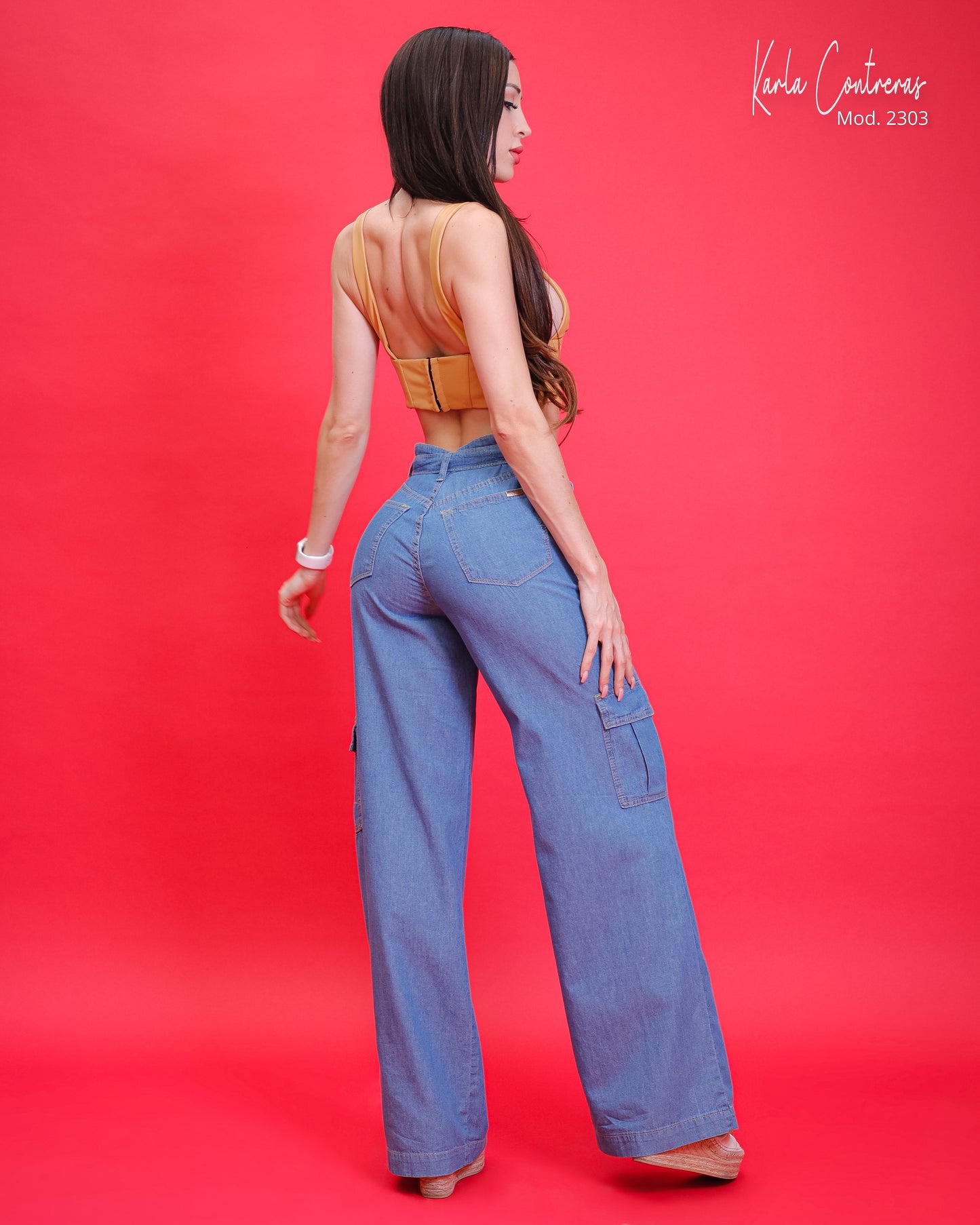 Jeans Wide Leg cargo, con fajo.