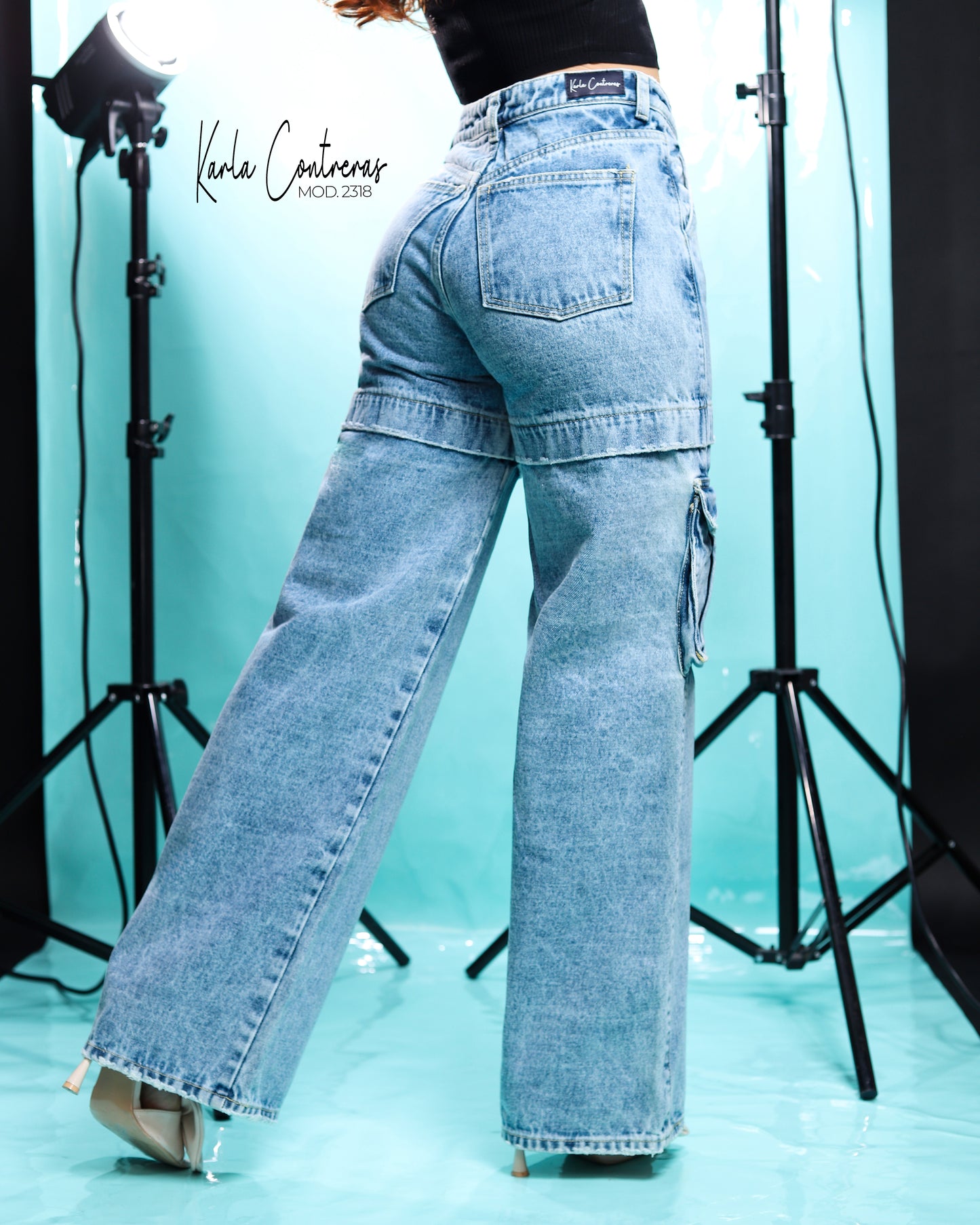 Jeans Wide Leg Cargo, color azul.