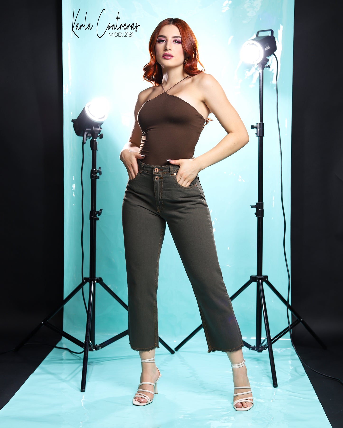 Jeans momfit, color verde.