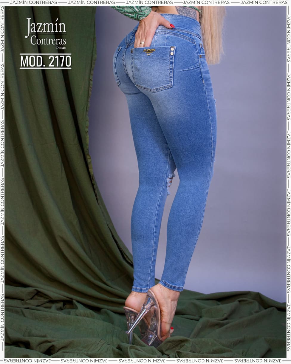 Skinny jeans corte colombiano azul claro