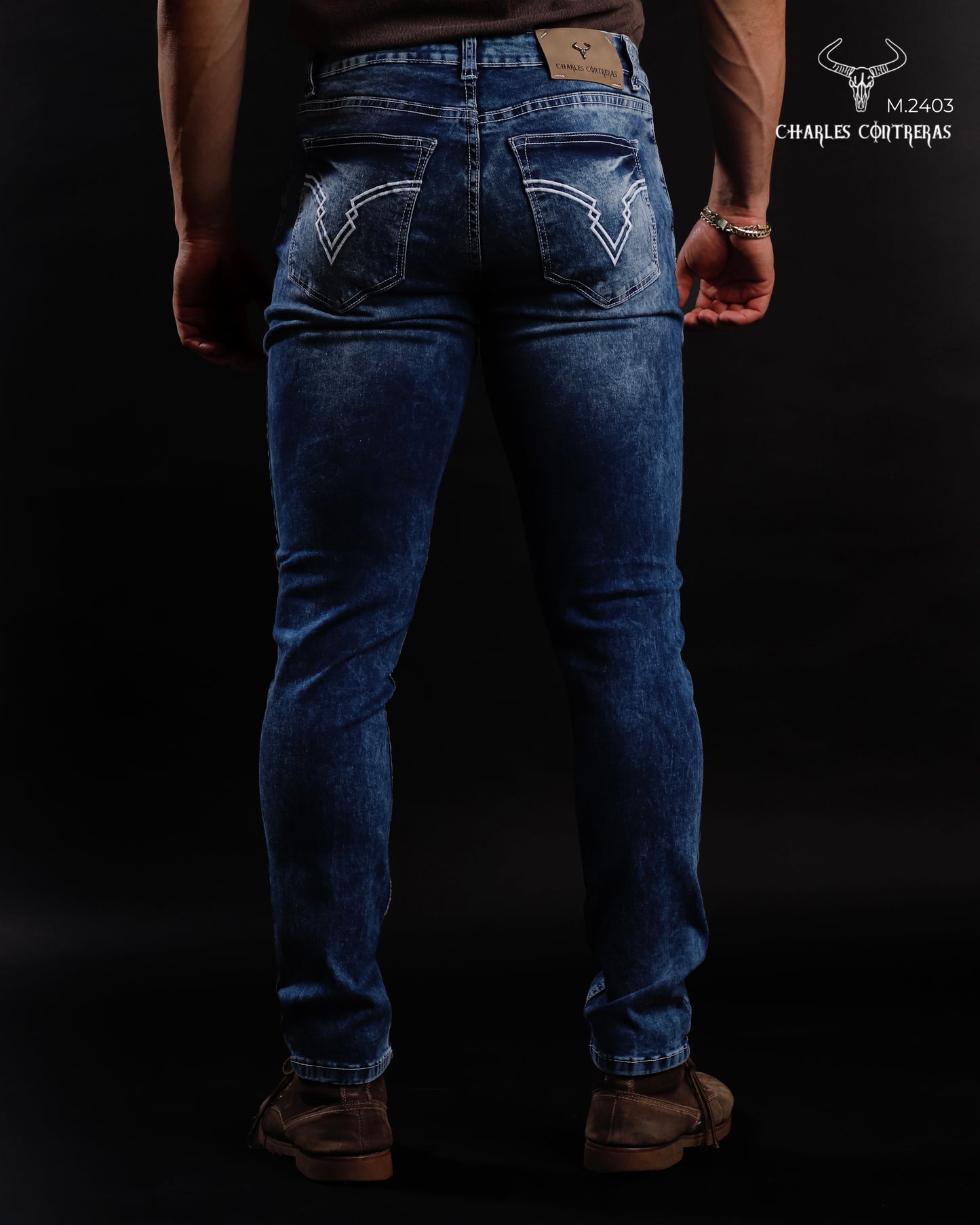 Jeans para caballero, corte slim.