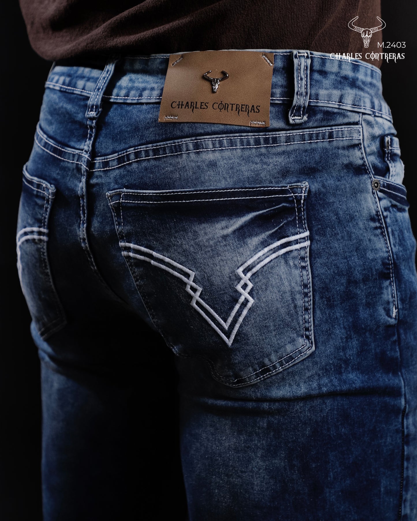 Jeans para caballero, corte slim.