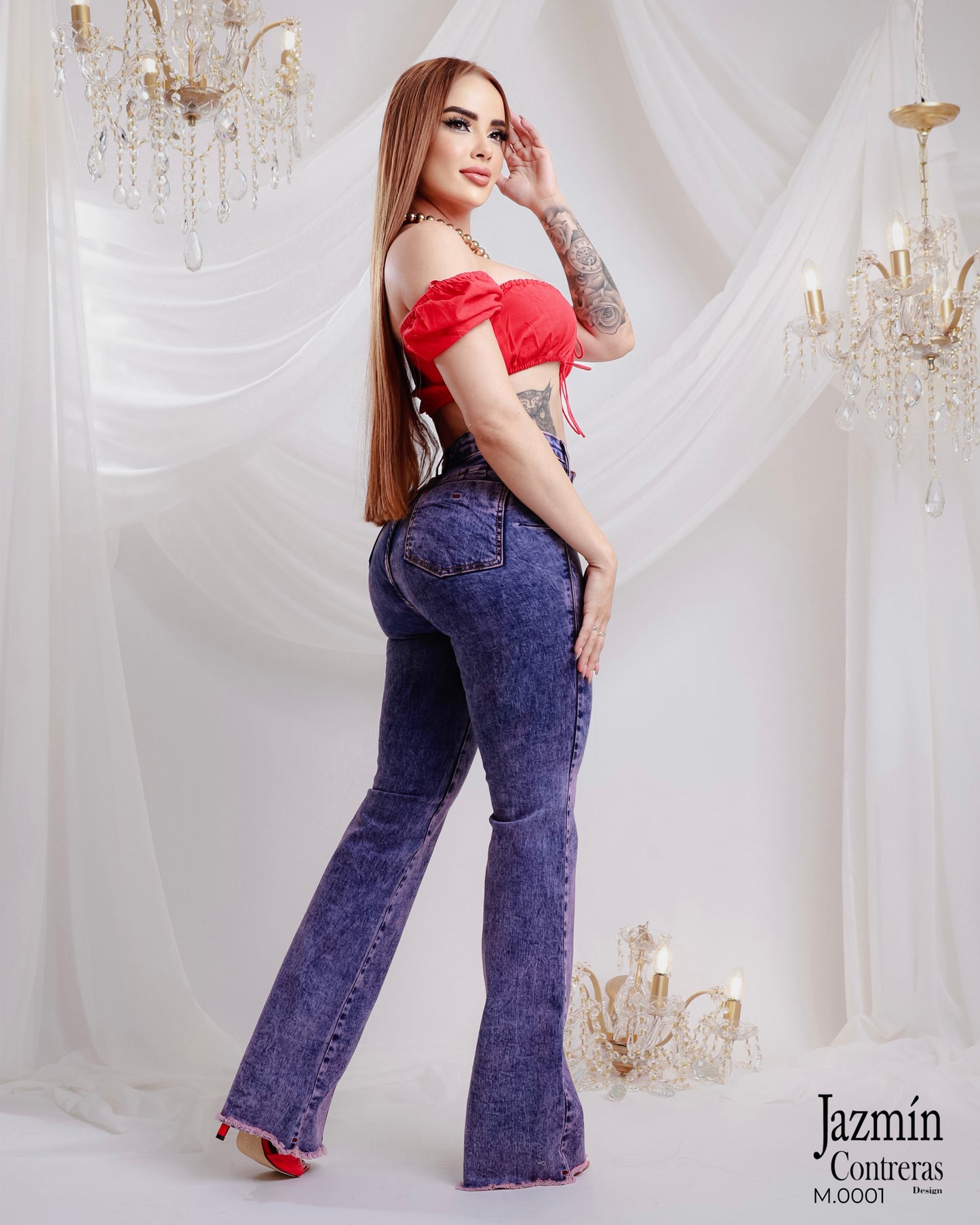 Jeans flare, corte colombiano, color rosa azul