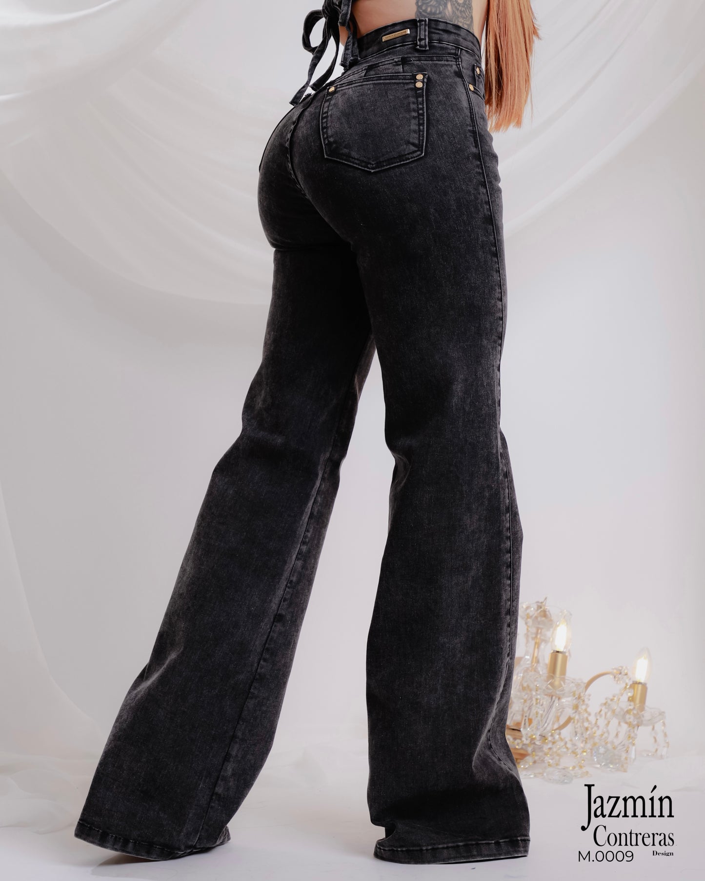 Jeans recto, corte colombiano.