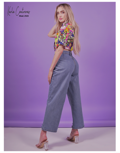 Jeans Culotte, son 5 botones, azul.