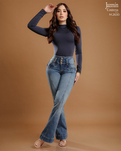 Jeans campana, horma colombiana.