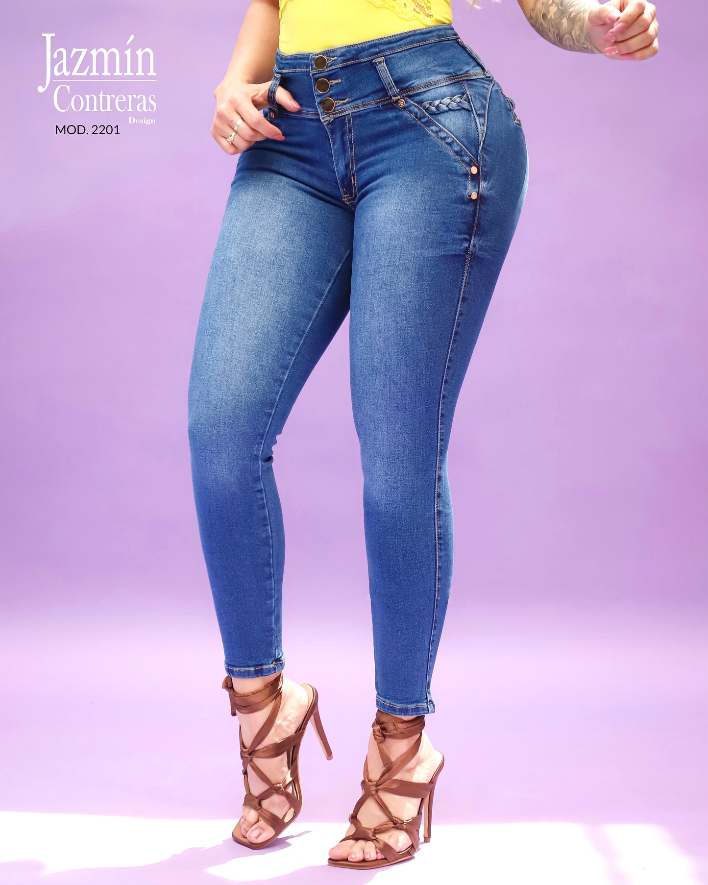 Jeans corte colombiano, diseño en trenzas