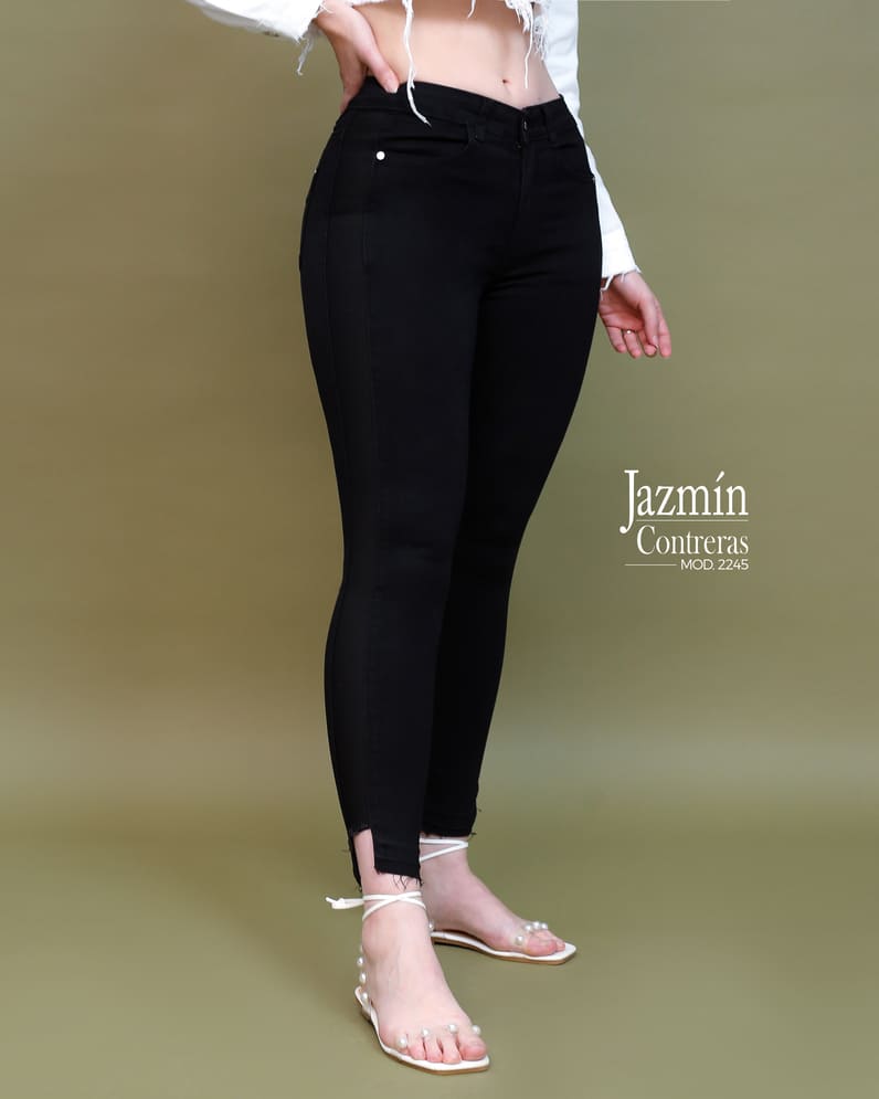 Skinny jeans corte colombiano negro