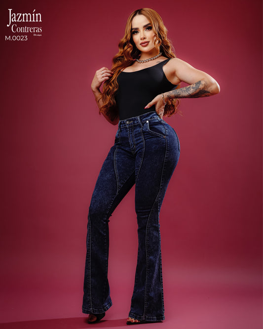 Jeans flare, corte colombiano, 1 boton.