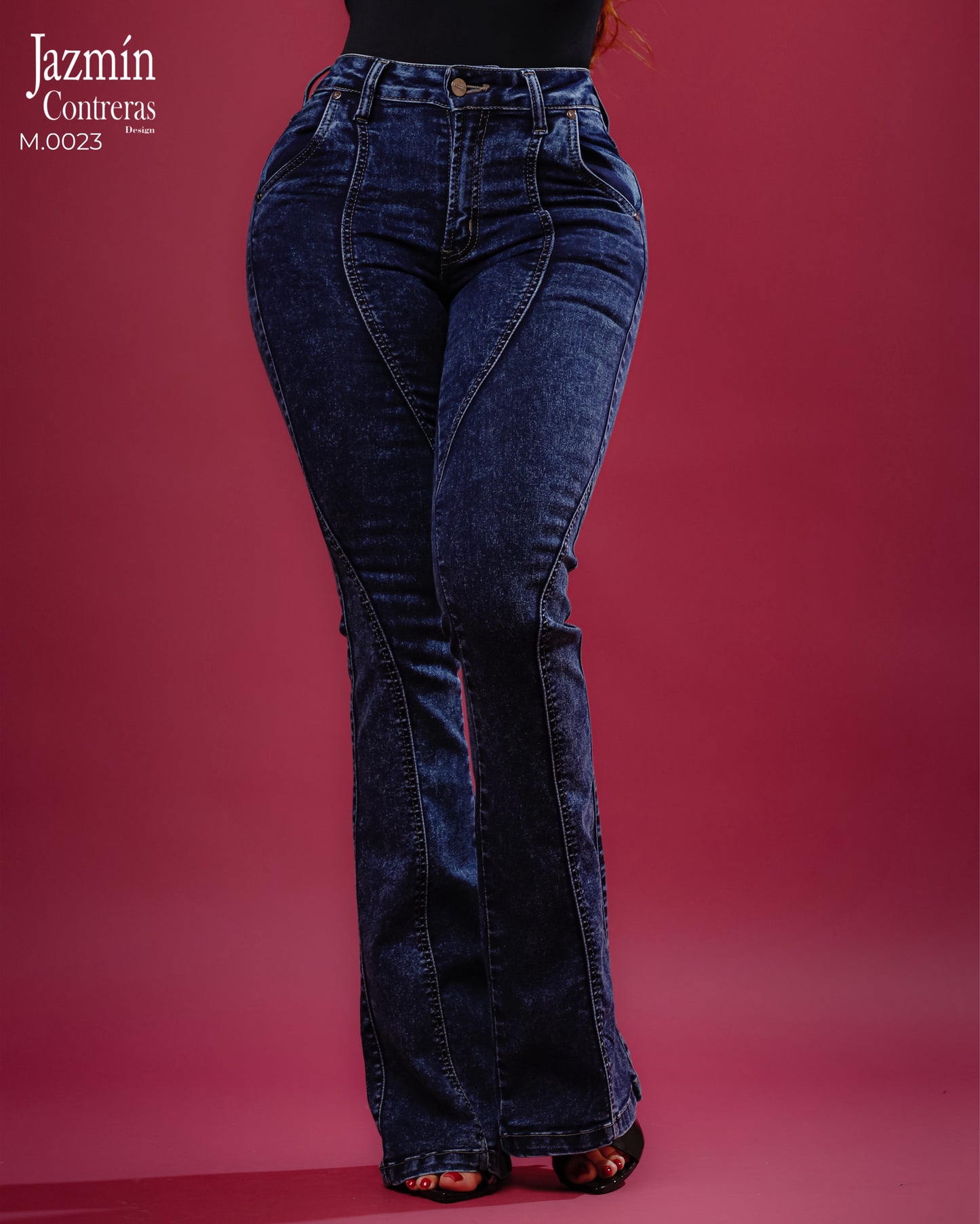 Jeans flare, corte colombiano, 1 boton.