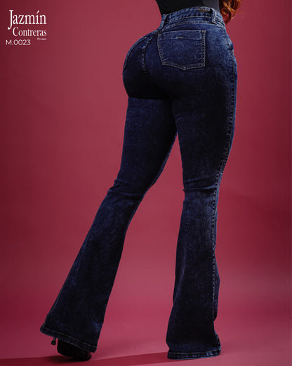 Jeans flare, corte colombiano, 1 boton.