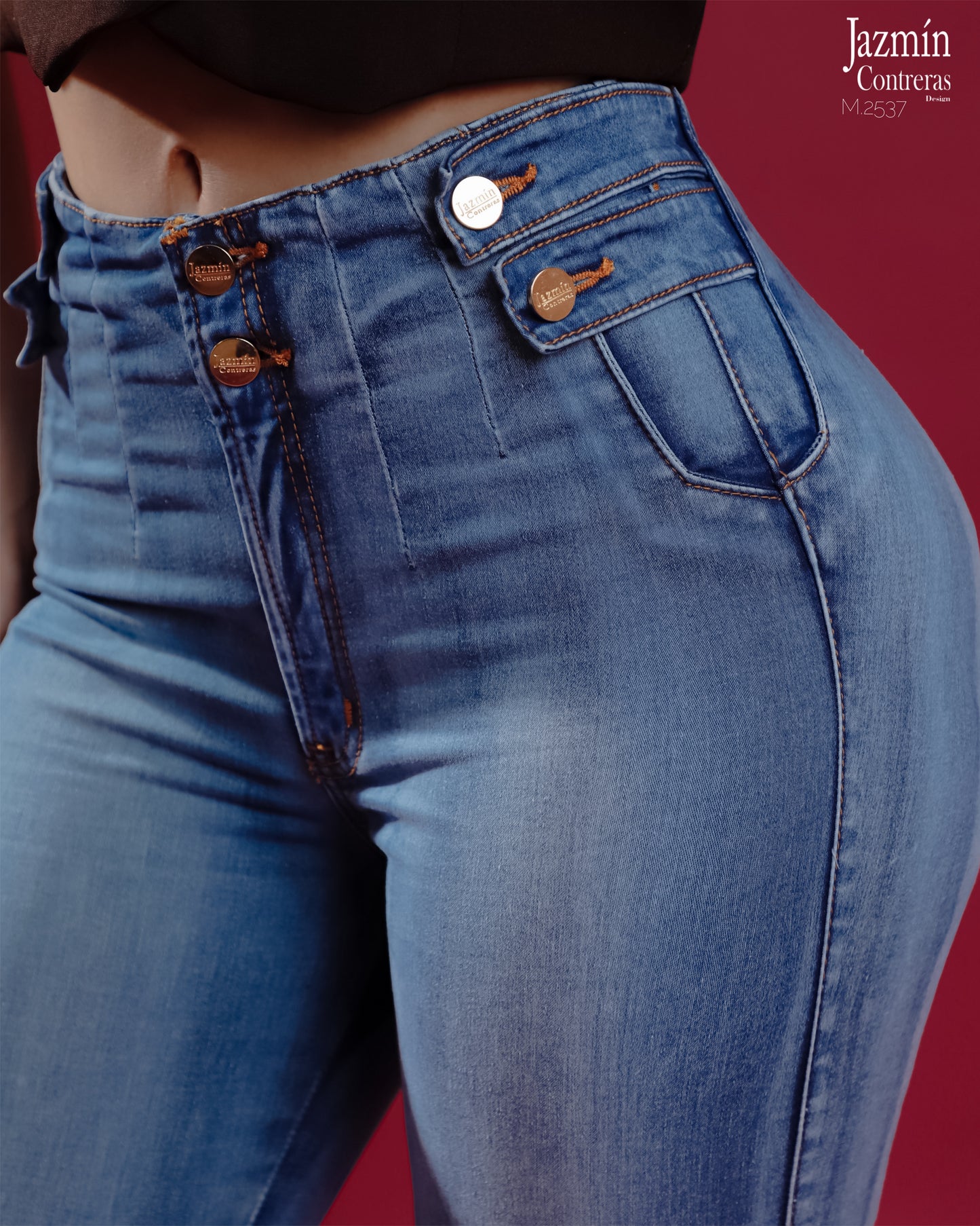 Skinny jeans, con deslave.