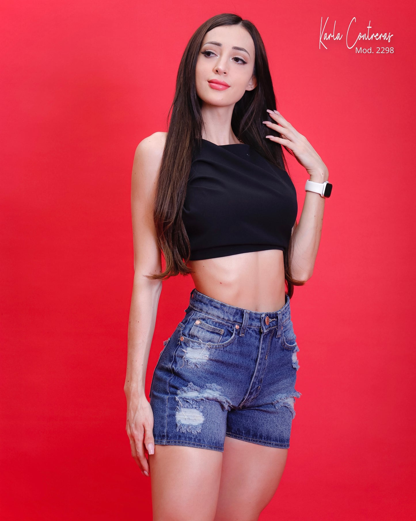 Short con bastilla, azul oscuro.
