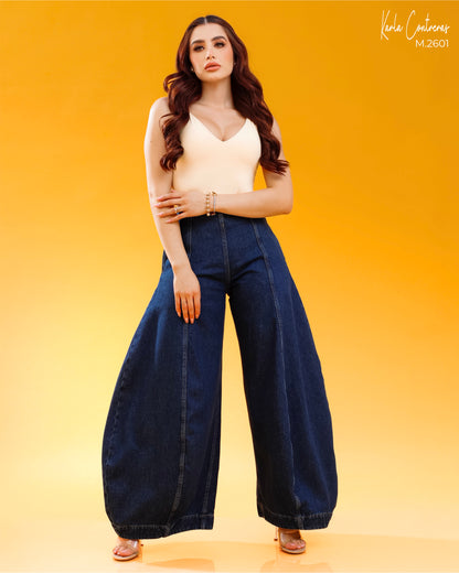 Jeans barrel amplio azul.