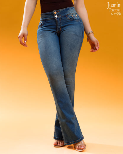 Jeans campana, colombiano, tiro medio.