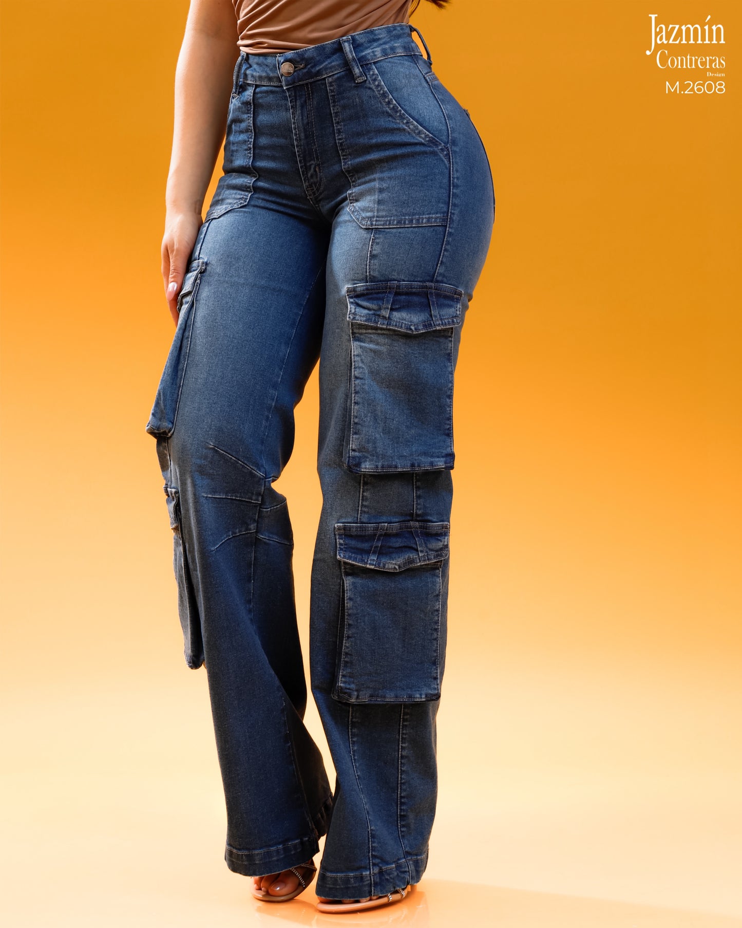 Jeans Cargo, 4 bolsas, corte colombiano.