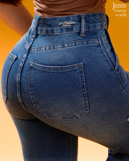 Jeans Cargo, 4 bolsas, corte colombiano.