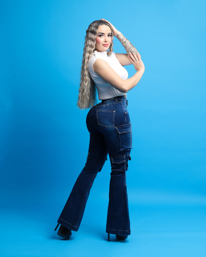 Jeans cargo, campana. Corte Colombiano.