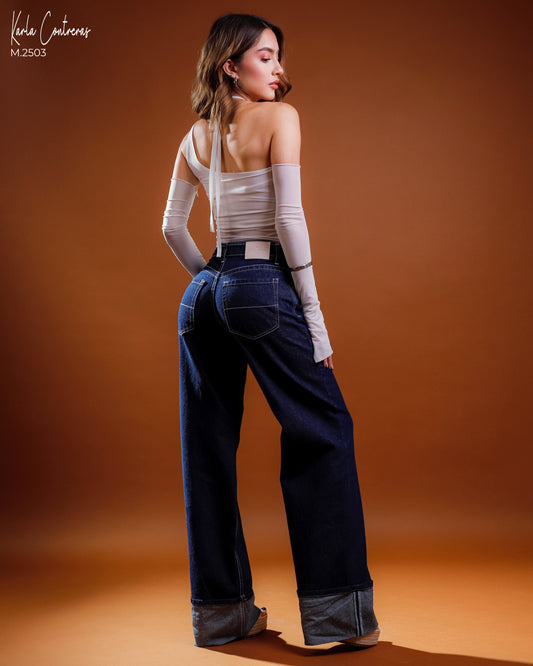 Jeans Recto, azul oscuro.