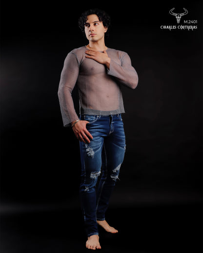 Jeans corte Slim, para caballero con roturas.