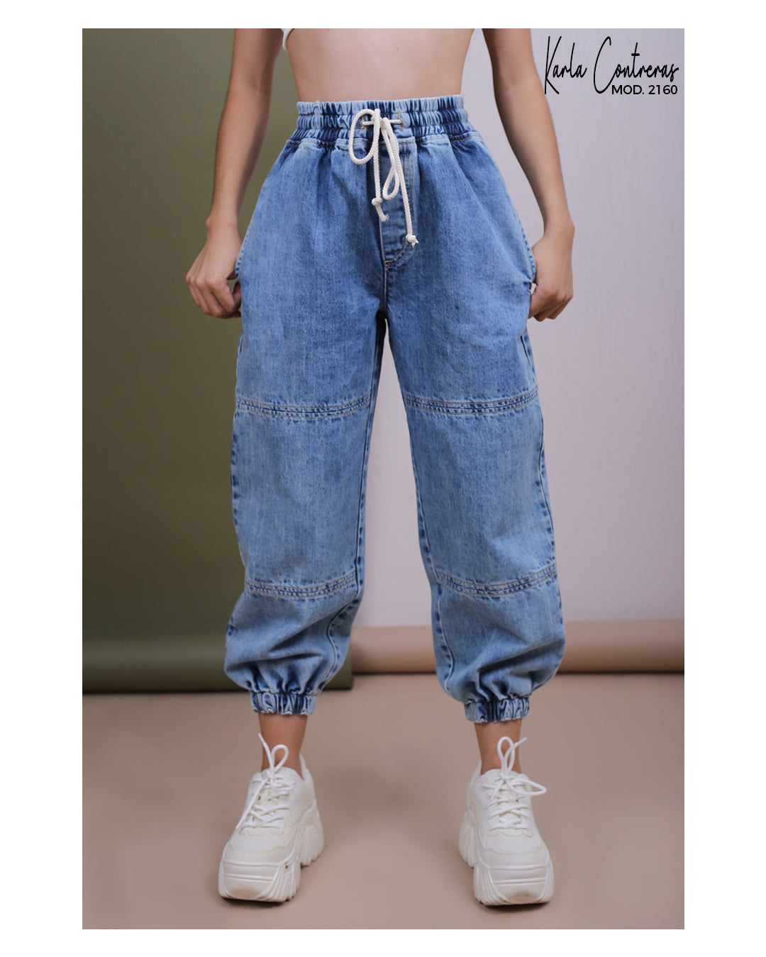 Jogger Oversize, azul marmol claro.