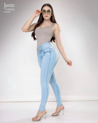 Jeans corte colombiano. 3 botones.