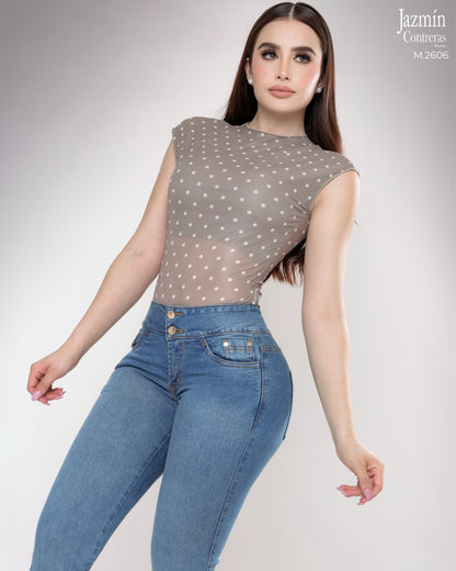 Jeans campana, colombiano, tiro medio.