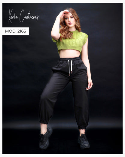 Jogger negro, oversize.