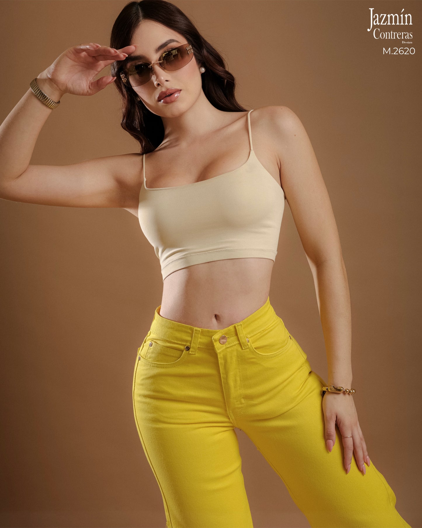 Jeans Wide Leg, amarillo. Horma Colombiana.