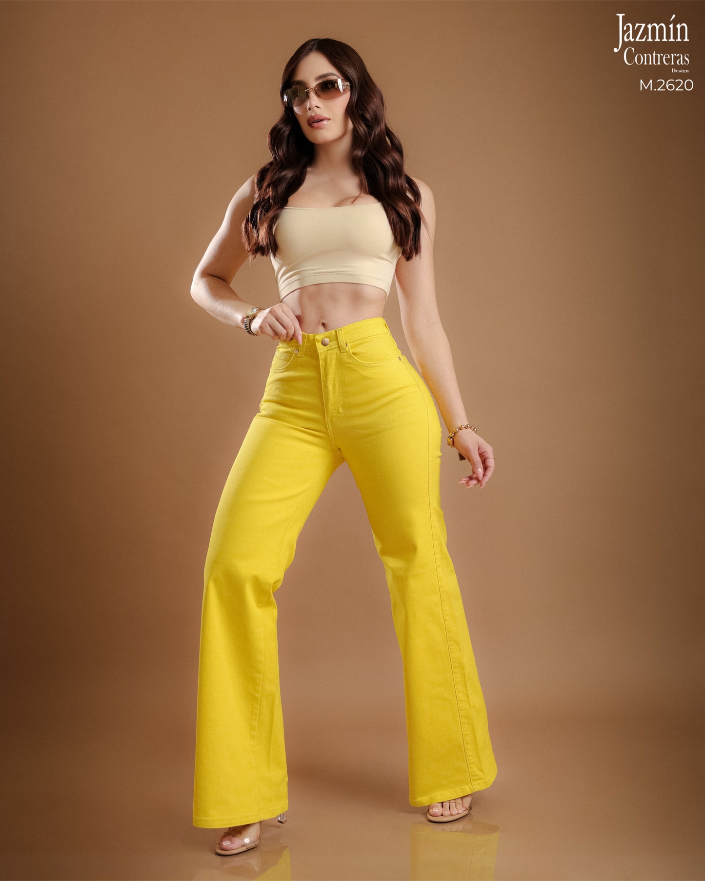 Jeans Wide Leg, amarillo. Horma Colombiana.