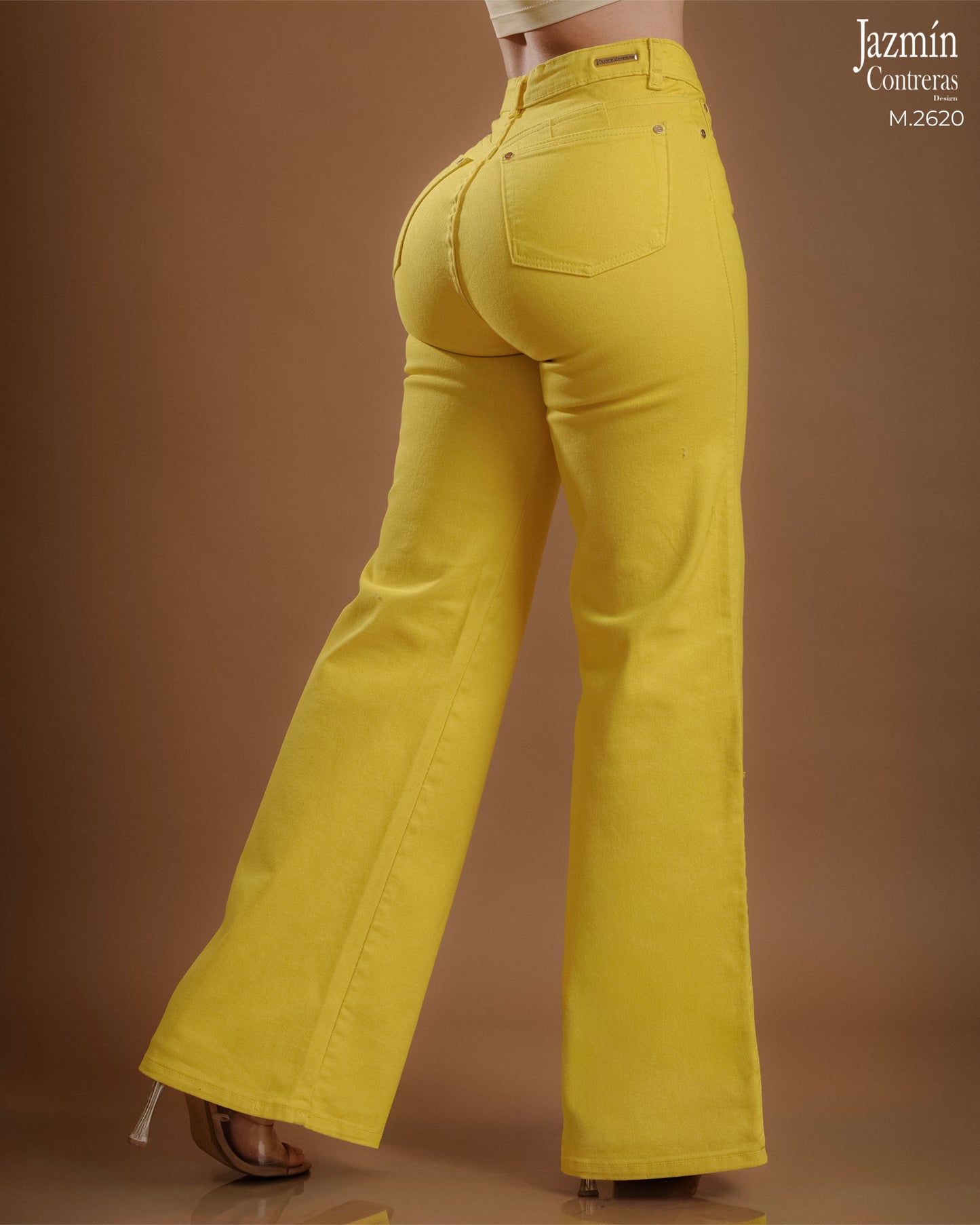 Jeans Wide Leg, amarillo. Horma Colombiana.