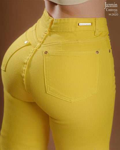 Jeans Wide Leg, amarillo. Horma Colombiana.