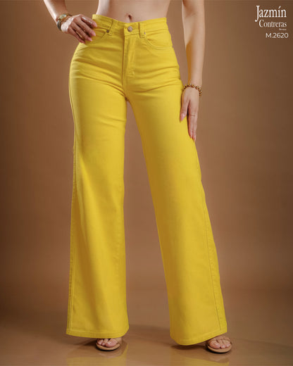 Jeans Wide Leg, amarillo. Horma Colombiana.