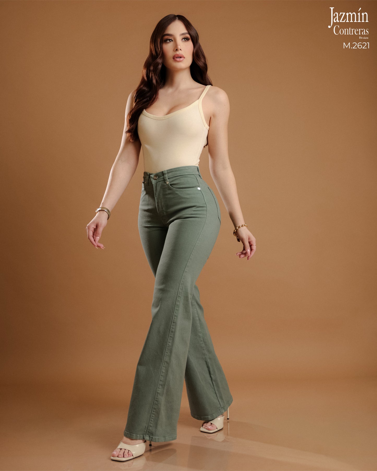 Jeans Wide Leg, verde olivo, horma colombiana.